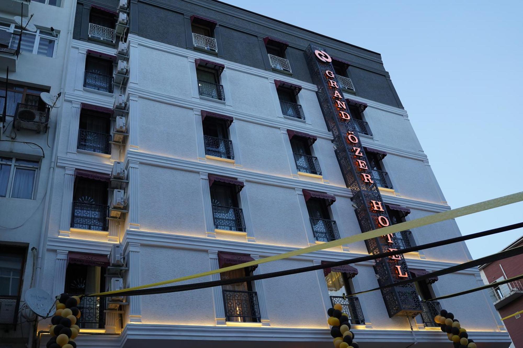 איסטמבול Grand Oezer Hotel מראה חיצוני תמונה